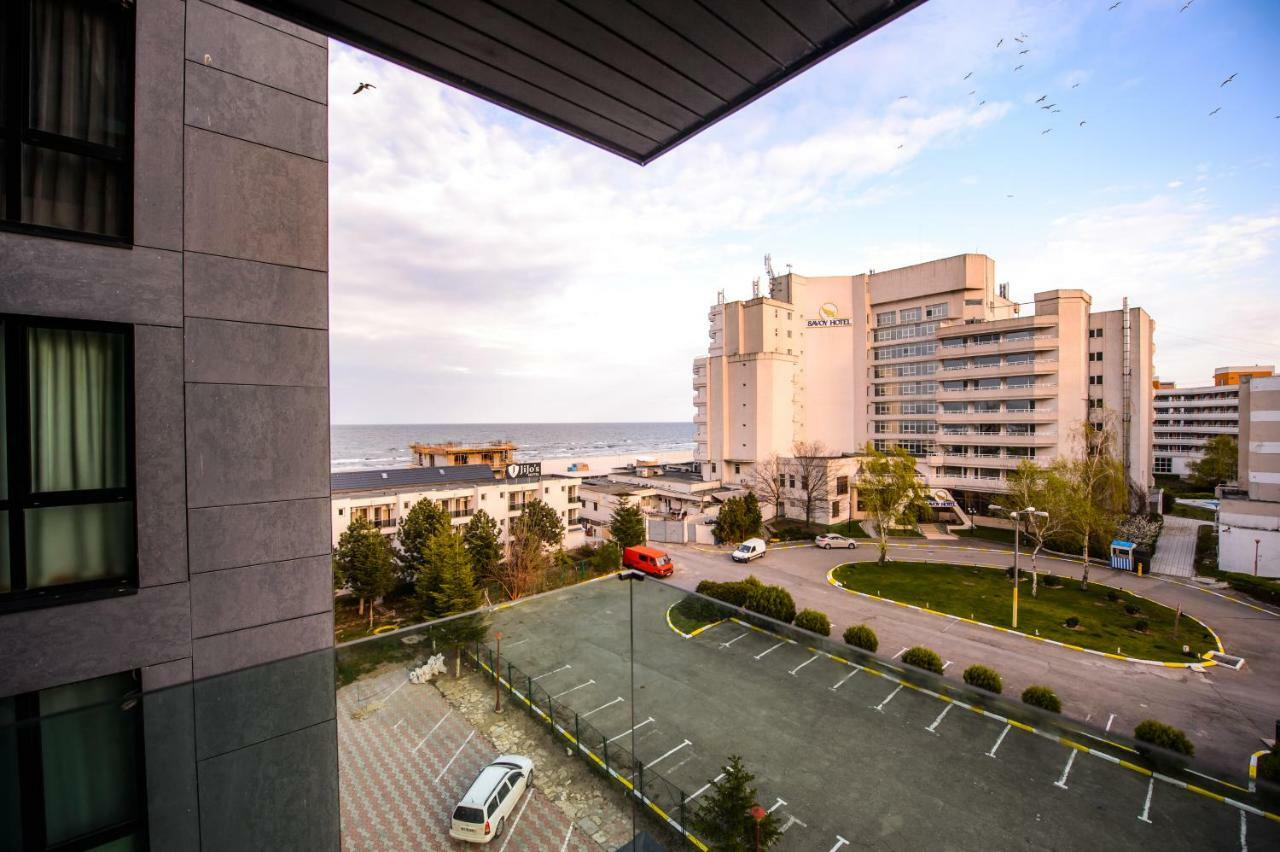Blue Bike Seaview Apartment Mamaia Exterior photo