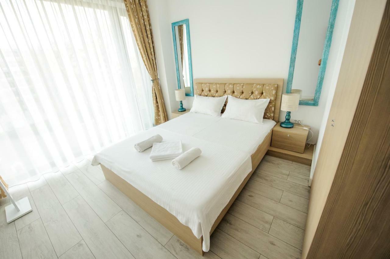 Blue Bike Seaview Apartment Mamaia Exterior photo