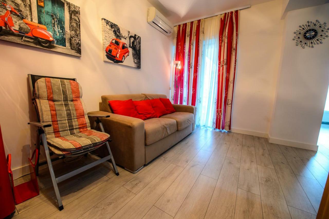 Blue Bike Seaview Apartment Mamaia Exterior photo