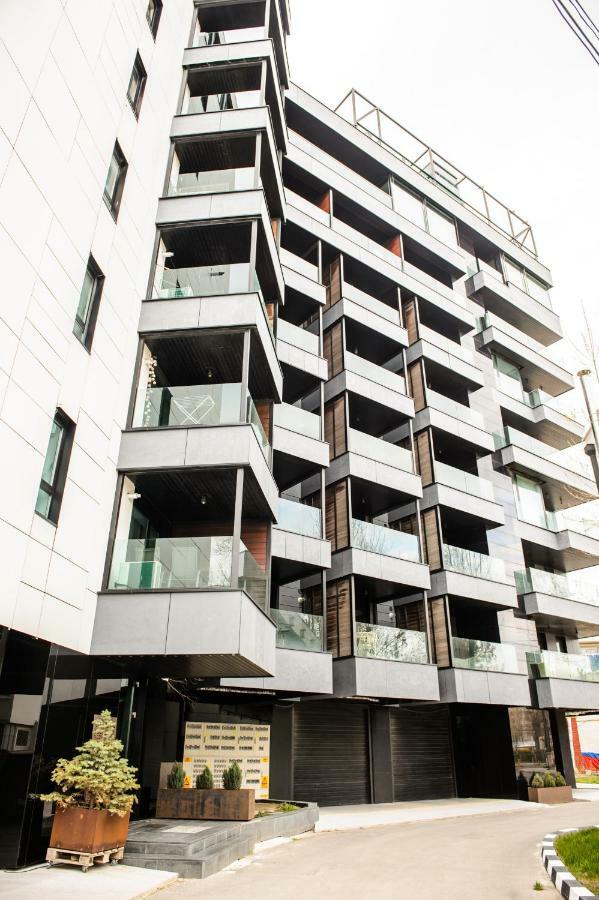 Blue Bike Seaview Apartment Mamaia Exterior photo